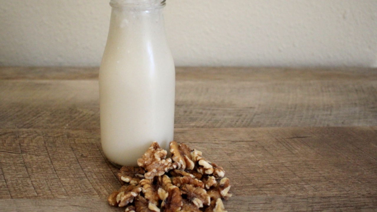 Walnut Milk