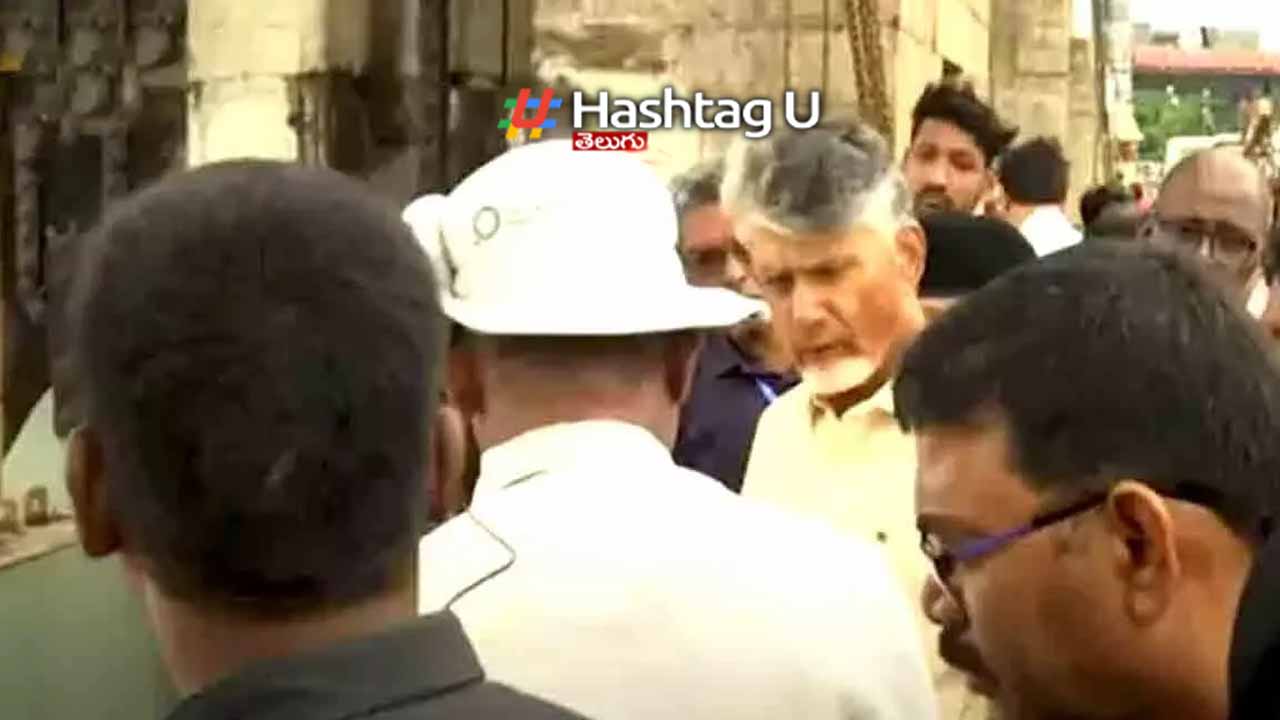 CM Chandrababu inspected the gates of Prakasam Barrage