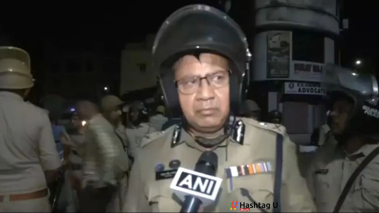 Damage To Ganesh Idol Clash In Surat