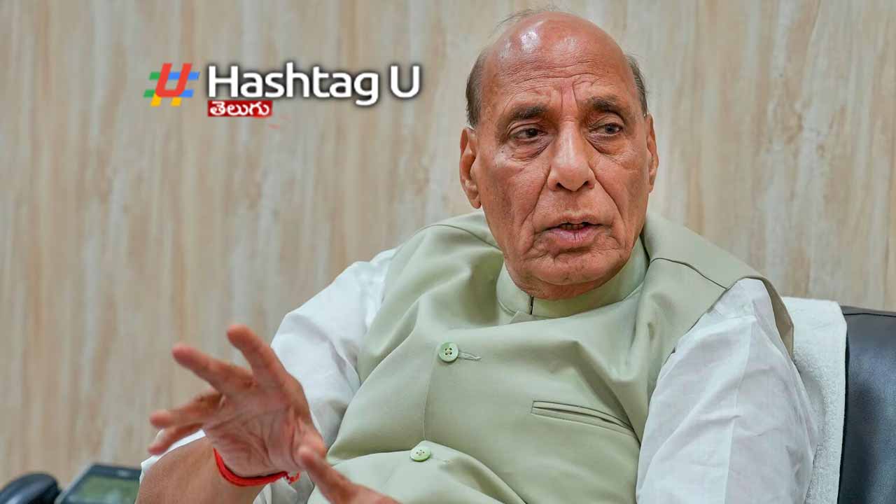 Kejriwal has no moral values..Rajnath Singh