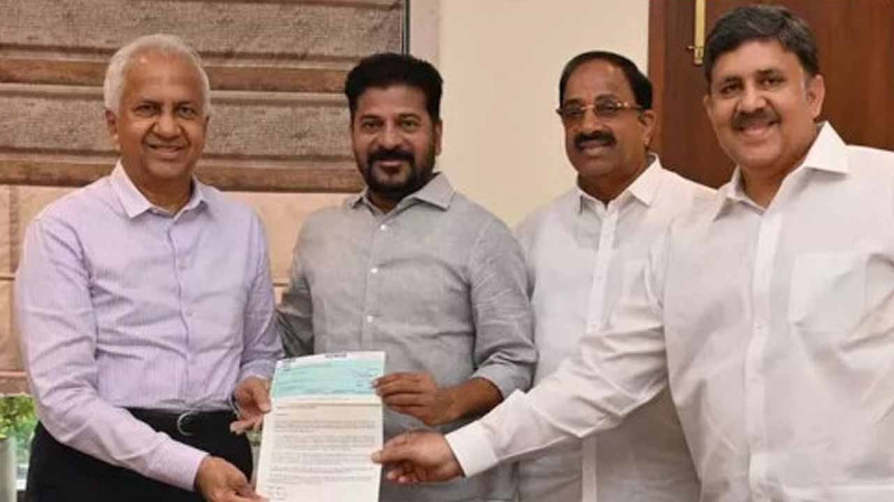 Reliance Foundation donates Rs.20 crore to CM Relief Fund