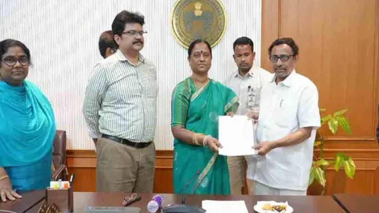 Konda Surekha