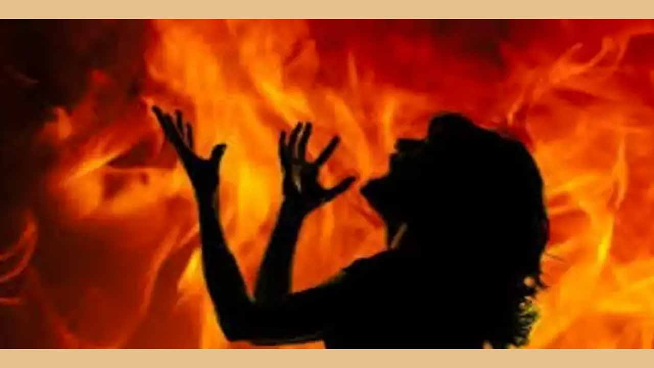 Minor Girl Set On Fire Badv