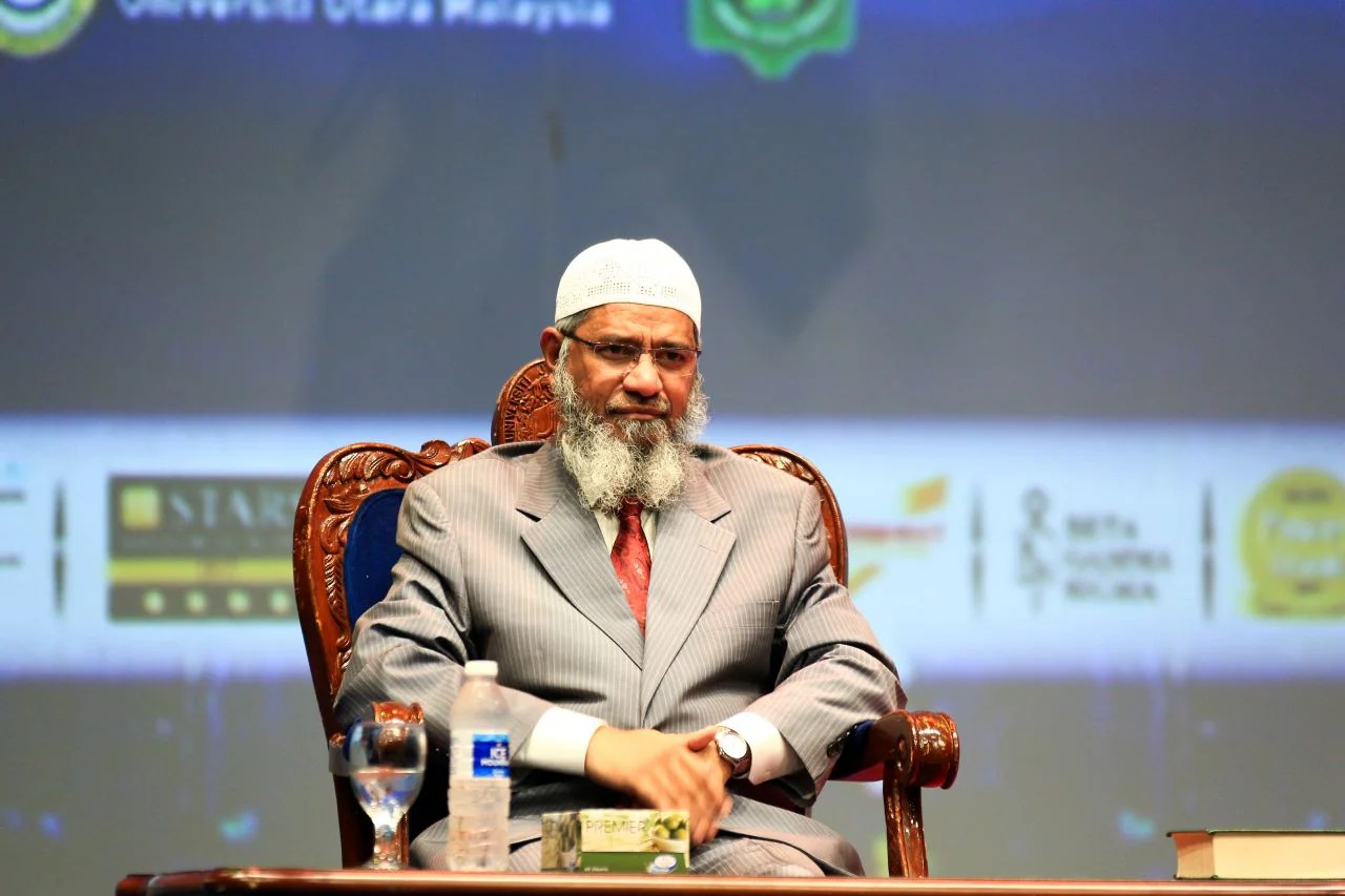 Zakir Naik Hot Comments