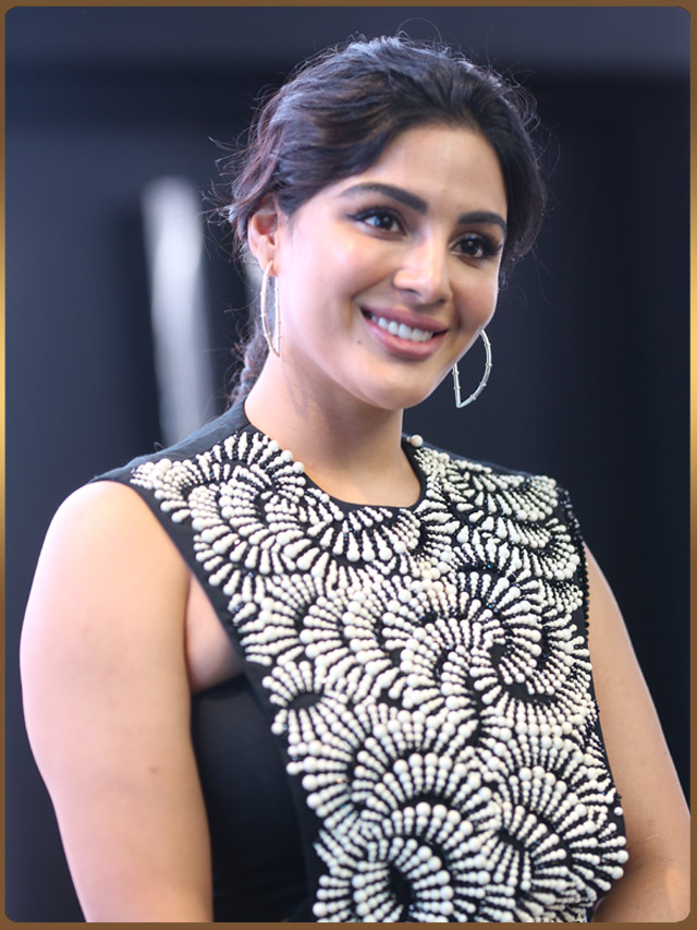 Samyuktha Menon elegant fashion style