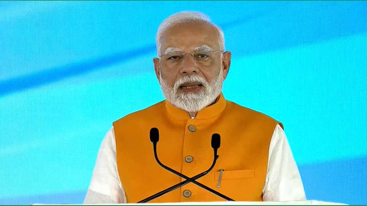 PM Modi Distributes Appointment Letters
