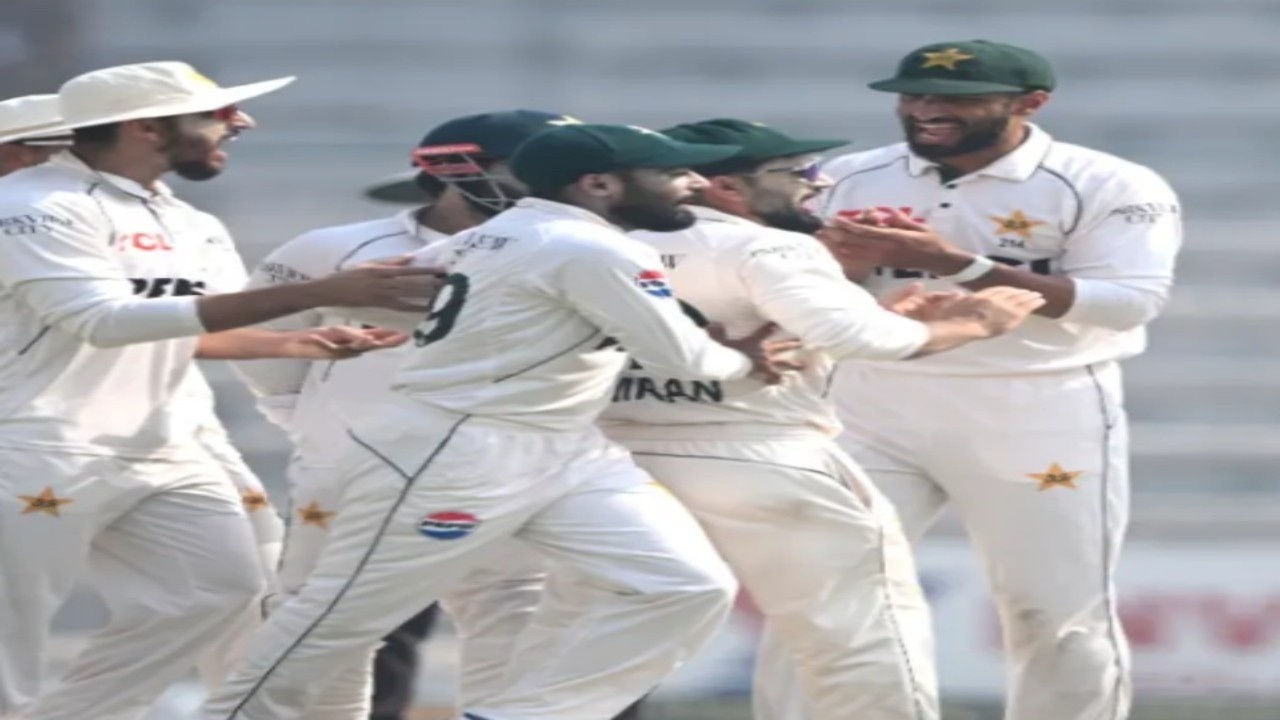 Pakistan Beats England