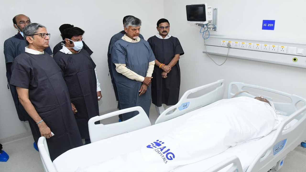 CM Chandrababu paid tributes to the Nara Rammurthy naidu