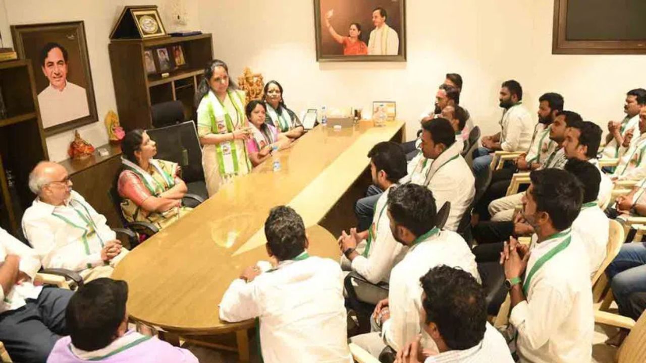 Kalvakuntla Kavitha Telangana Jagruti Mlc Kavitha Brs