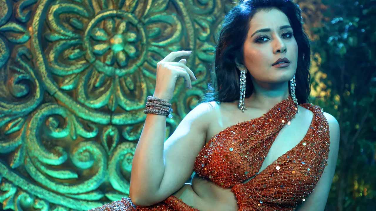 Rashikhanna Love