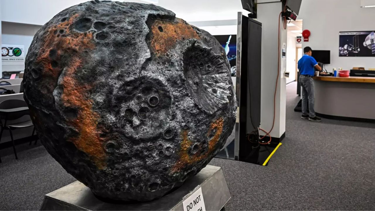 16 Psyche Asteroid Costly Asteroid Space Treasure Mukesh Ambani