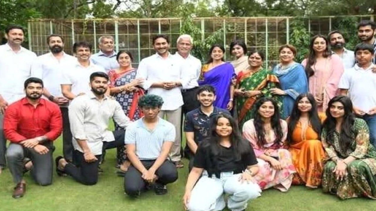 Vijayamma- Jagan