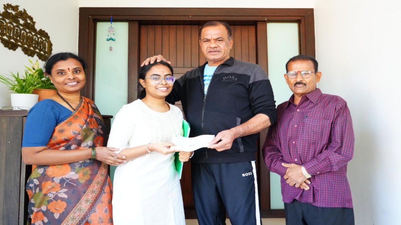 Minister Komatireddy Venkat Reddy