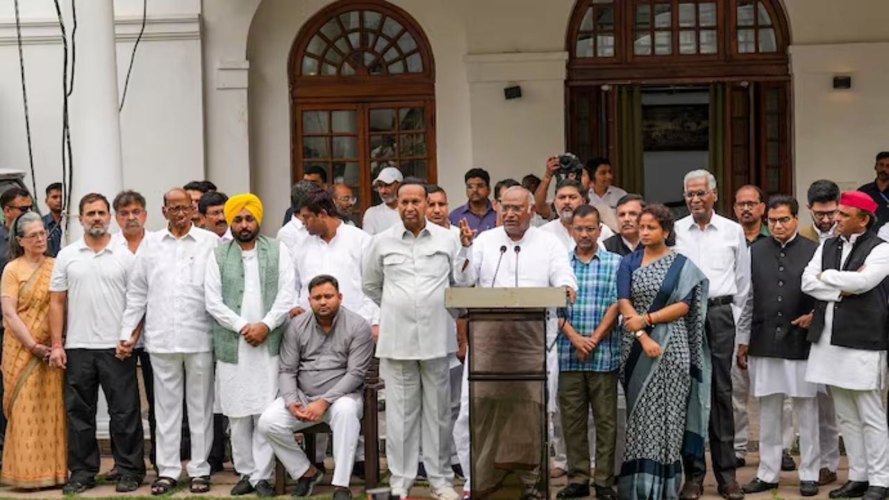 Congress Vs Regional Parties India Bloc Samajwadi Party Trinamool Congress Aap