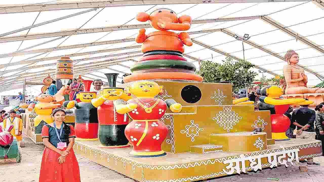 Etikoppaka Dolls