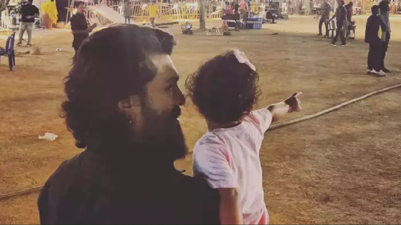 Klin Kaara, Ram Charan