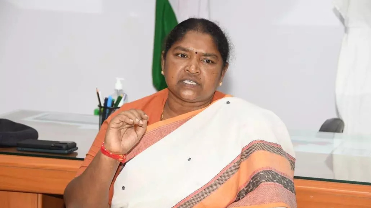 Minister Seethakka