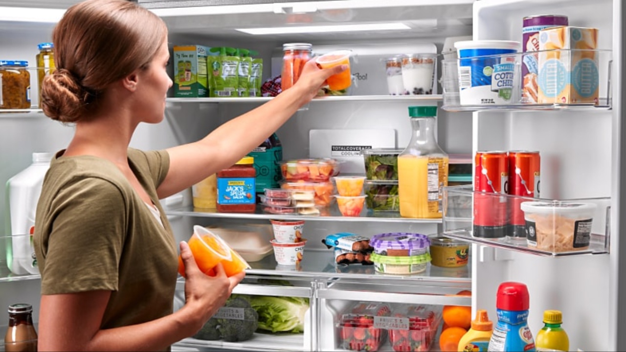 Refrigerator