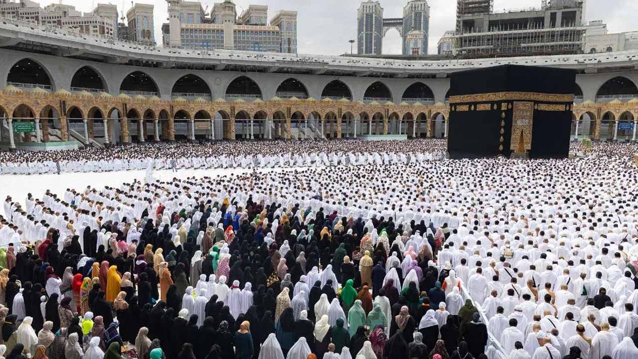 Hajj Committee launches Hajj 2025
