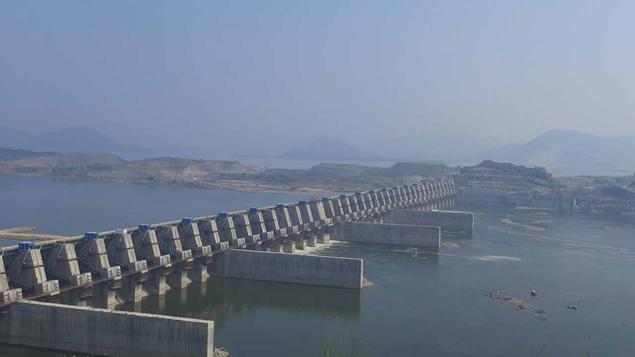 Maharashtra officials visit Polavaram project
