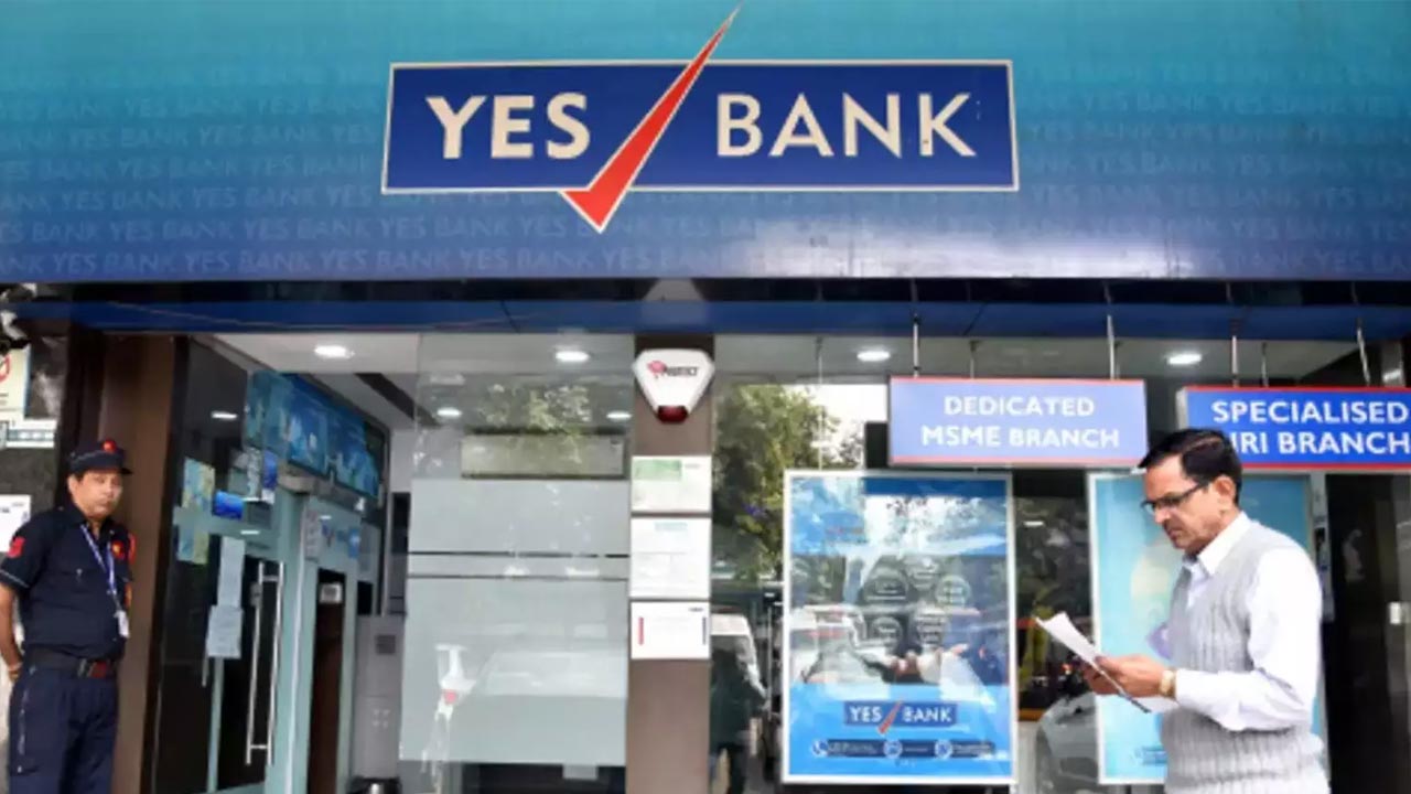 Yes Bank Shocked Customers
