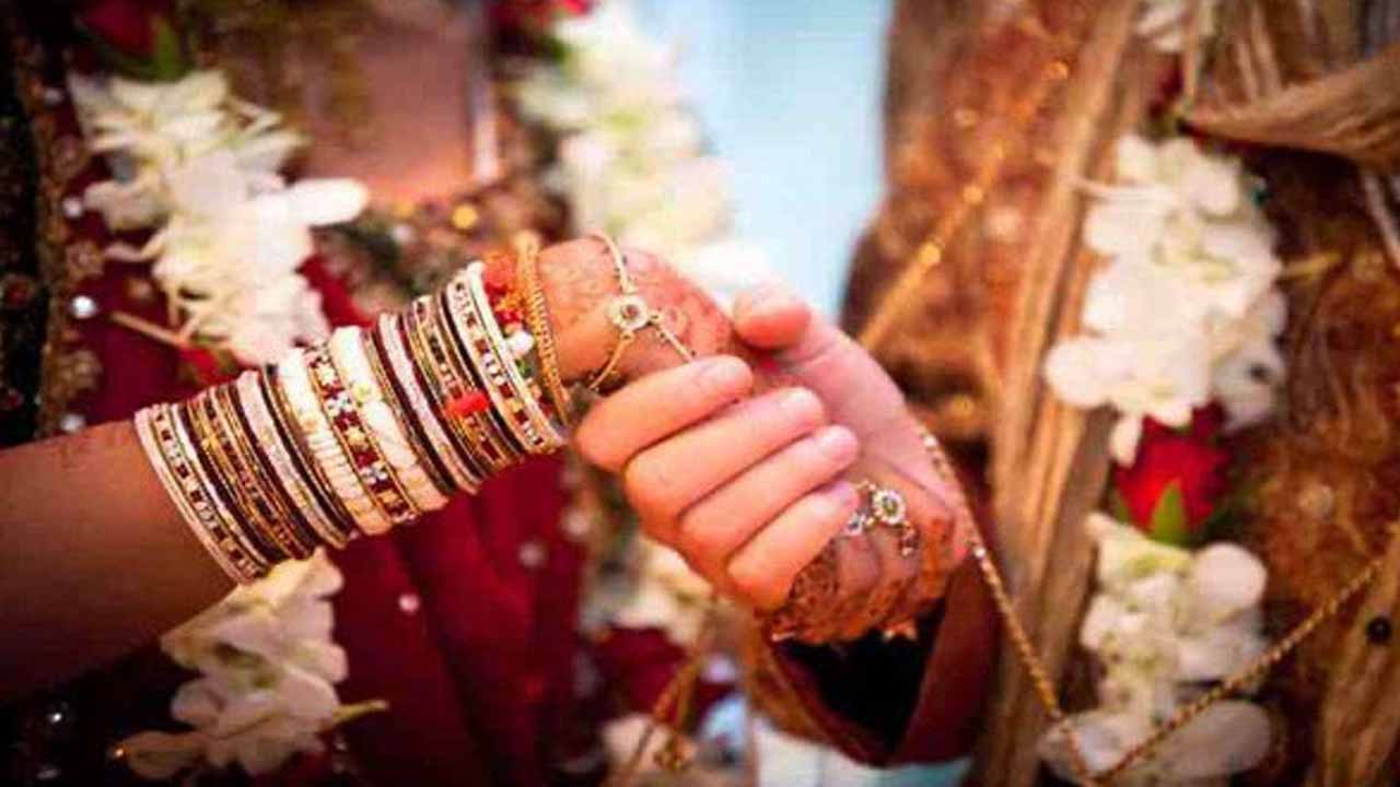 A 25-year-old man married a 40-year-old aunt..do you know what happened next..?