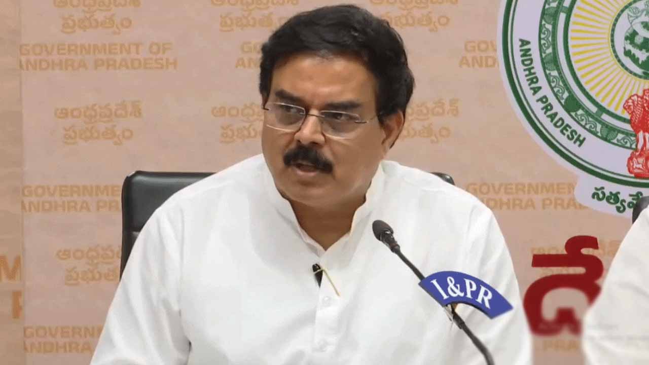 New ration card applicants need not worry: Minister Nadendla Manohar