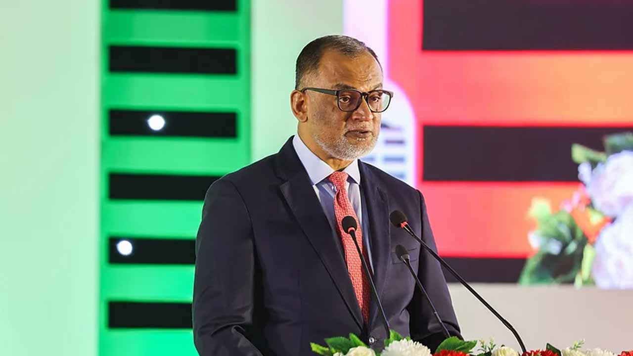 Will resolve trade issues with India through talks: Bangladesh