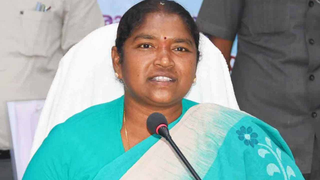 Minister Seethakka