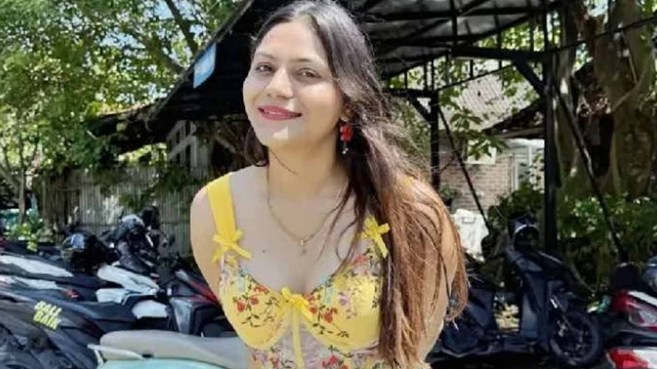 Political uproar over Jyoti Malhotra's Kerala visit