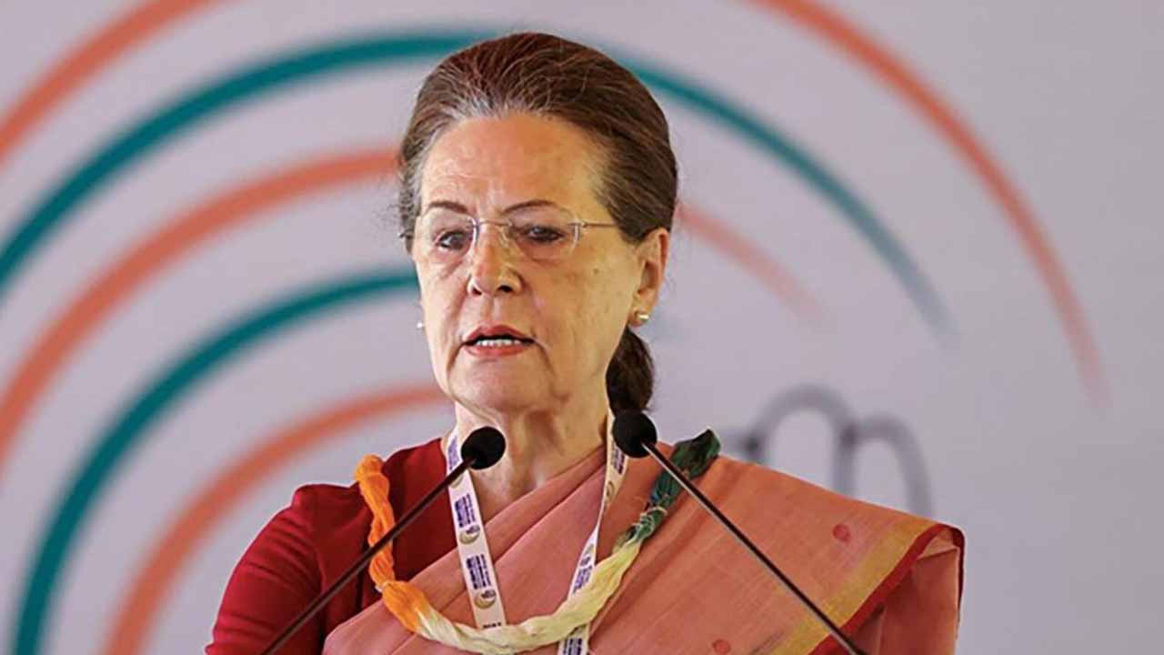 Sonia Gandhi criticizes the Centre silence on the Israel-Iran war