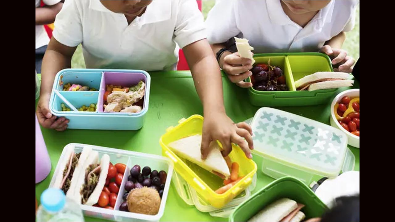 Lunch Box : పిల్లల లంచ్ బాక్సులో ఏమేం ఉండాలంటే? Kids Box
