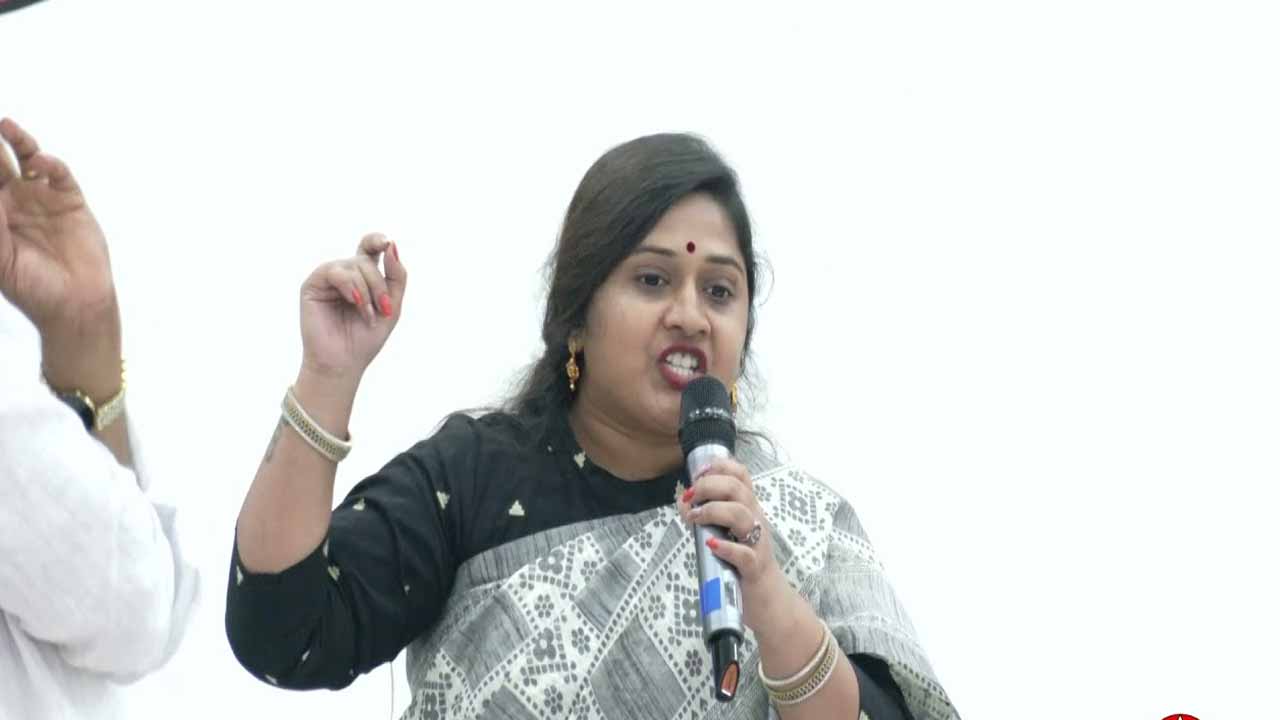 PA murder case.. Jana Sena leader Vinuta Kota arrested, expelled from the party!