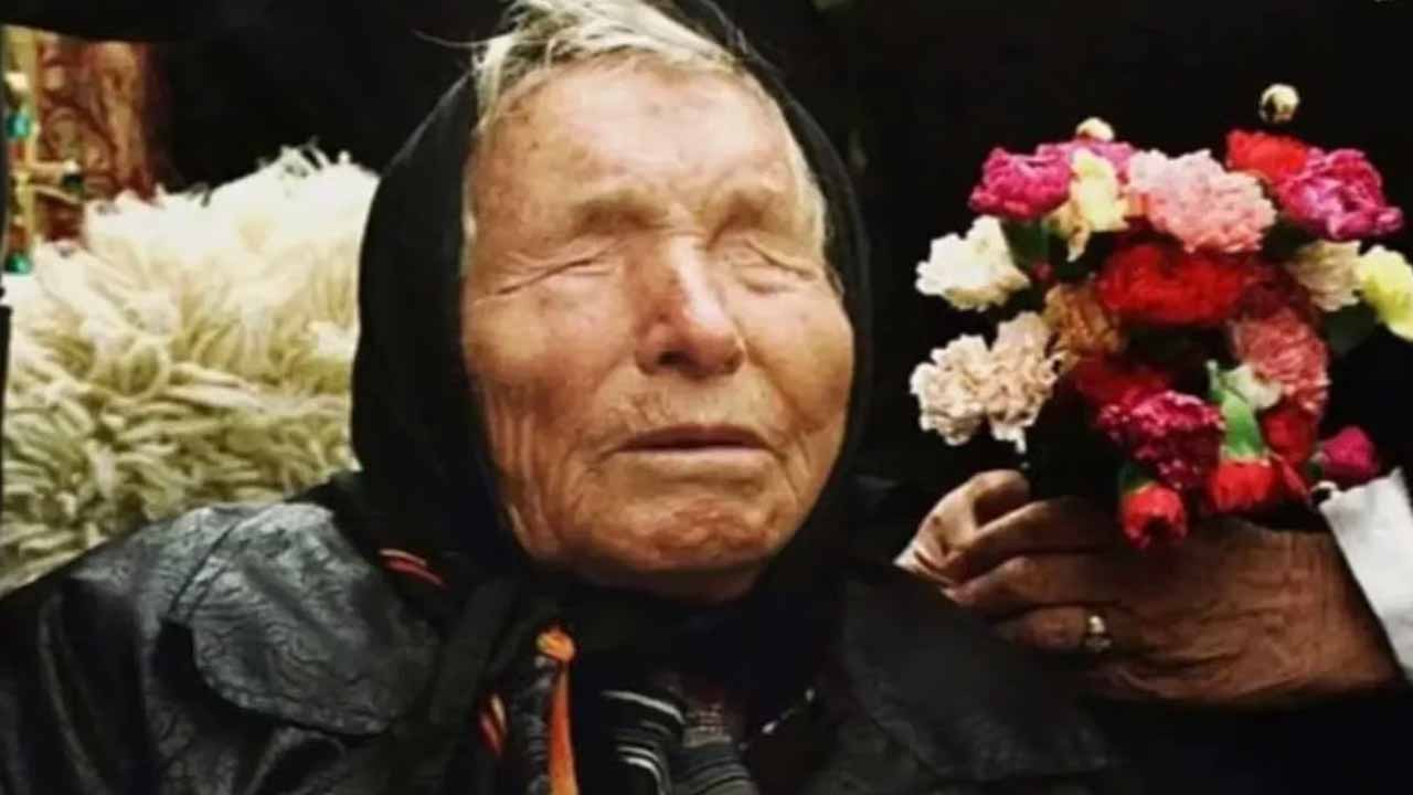 Baba Vanga's prophecy 2025 - 2125 future..a terrifying scientific dream..!