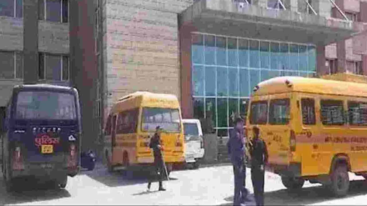 Series of bomb threats to schools in Vadodara