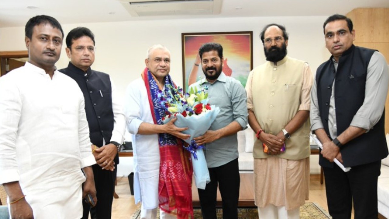 CM Revanth Meets Union Minister