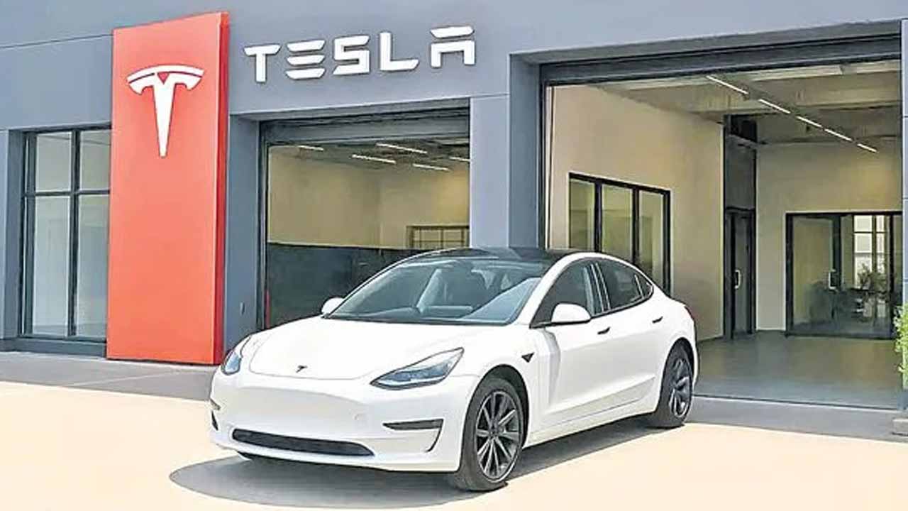 Shock to Tesla.. Florida court imposes a huge fine of Rs. 2,100 crore
