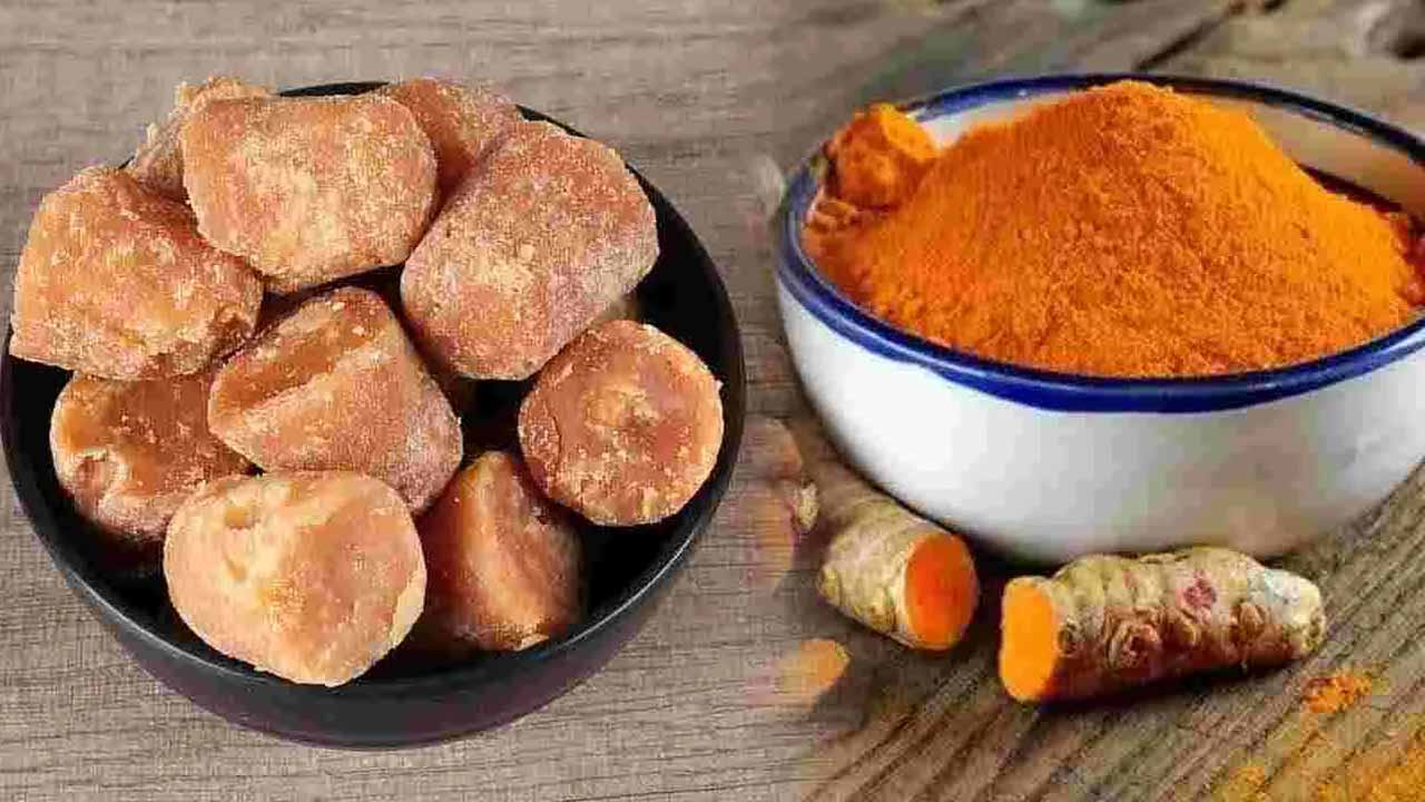 Do you know how many benefits your body gets if you eat this together with jaggery?!