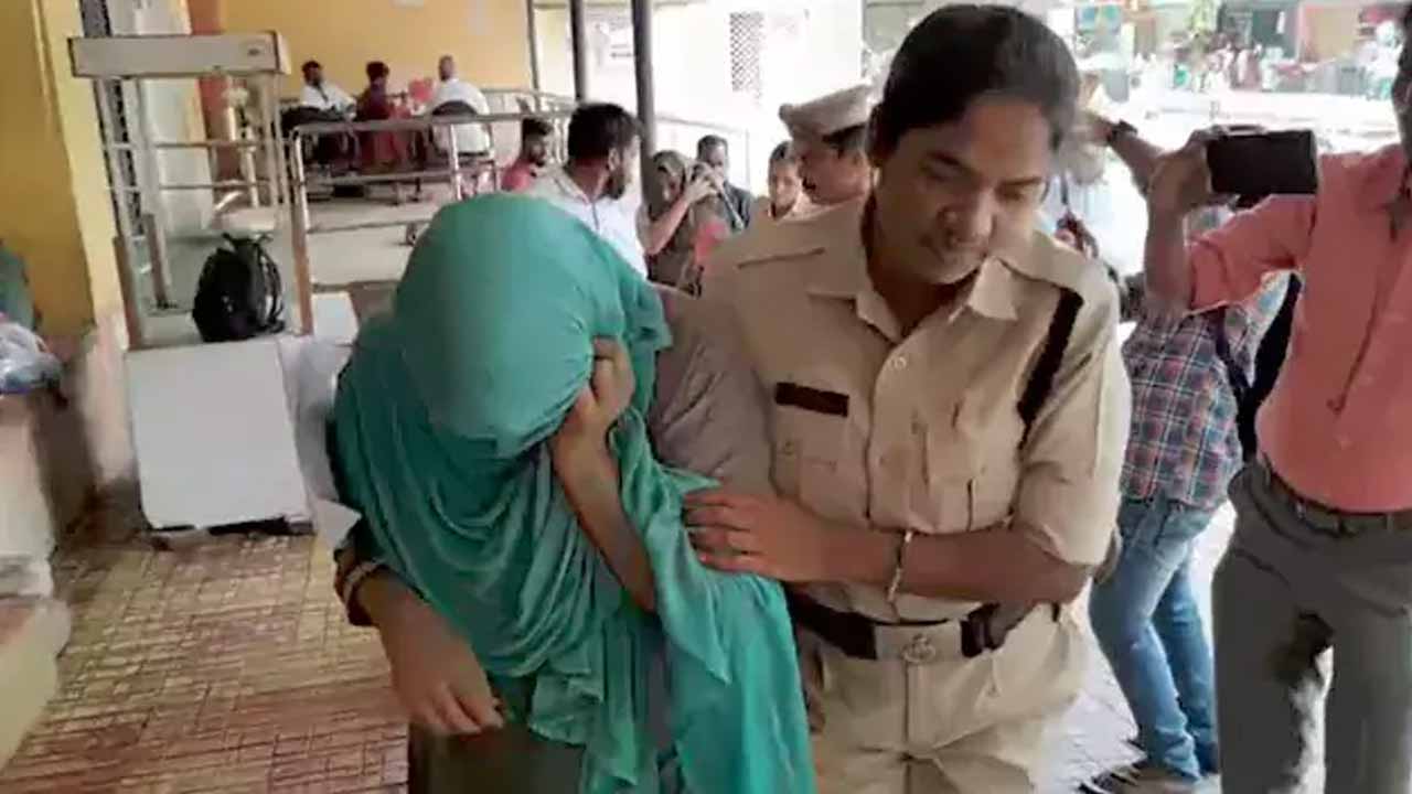 Illegal surrogacy and egg trading gang exposed.. Mother and son arrested