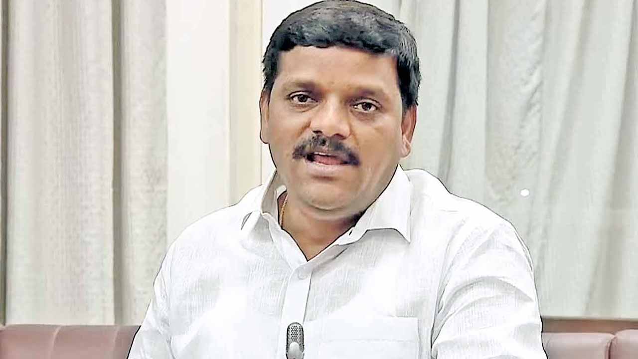 Is a new era of BCs beginning in Telangana politics? Teenmar Mallanna's sensational statement..!