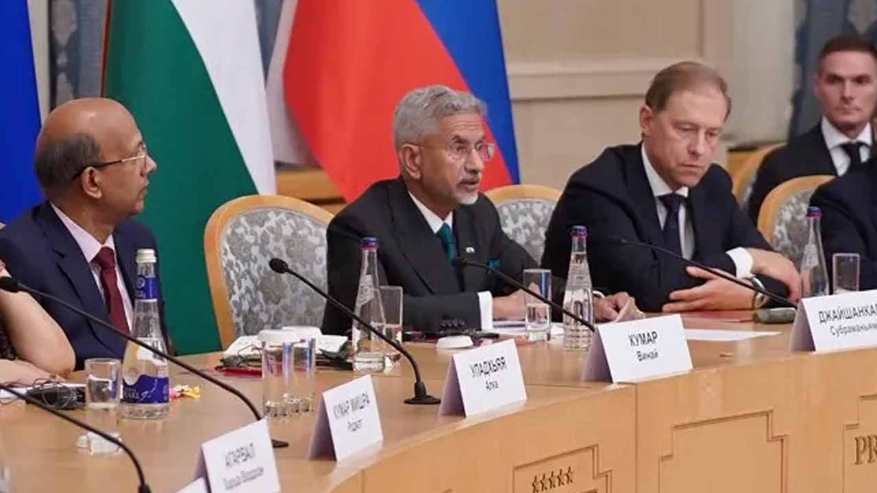 Jaishankar's special invitation to Russia to invest in India