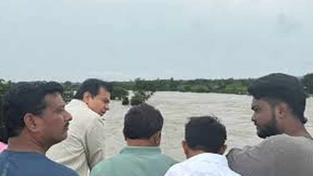 KTR visits Sircilla and Kamareddy districts hit by heavy rains