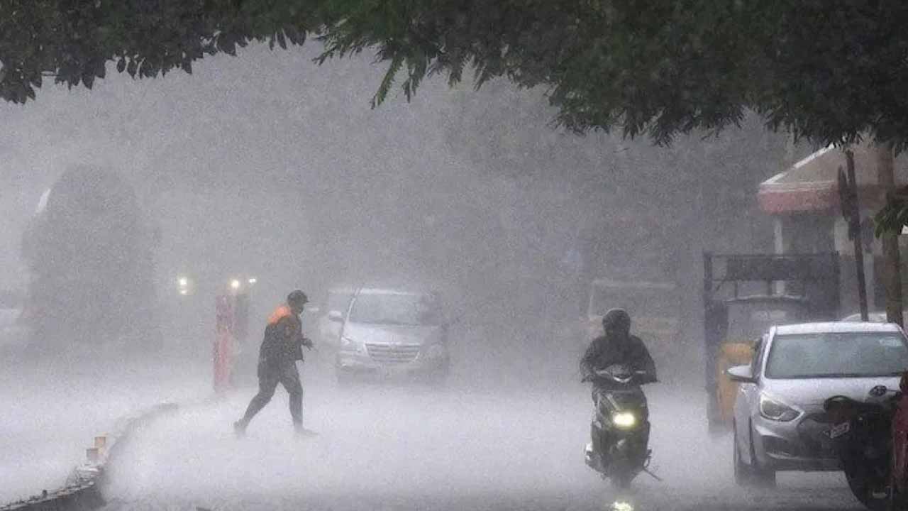 Severe low pressure continues.. Red alert for Kamareddy and Medak districts
