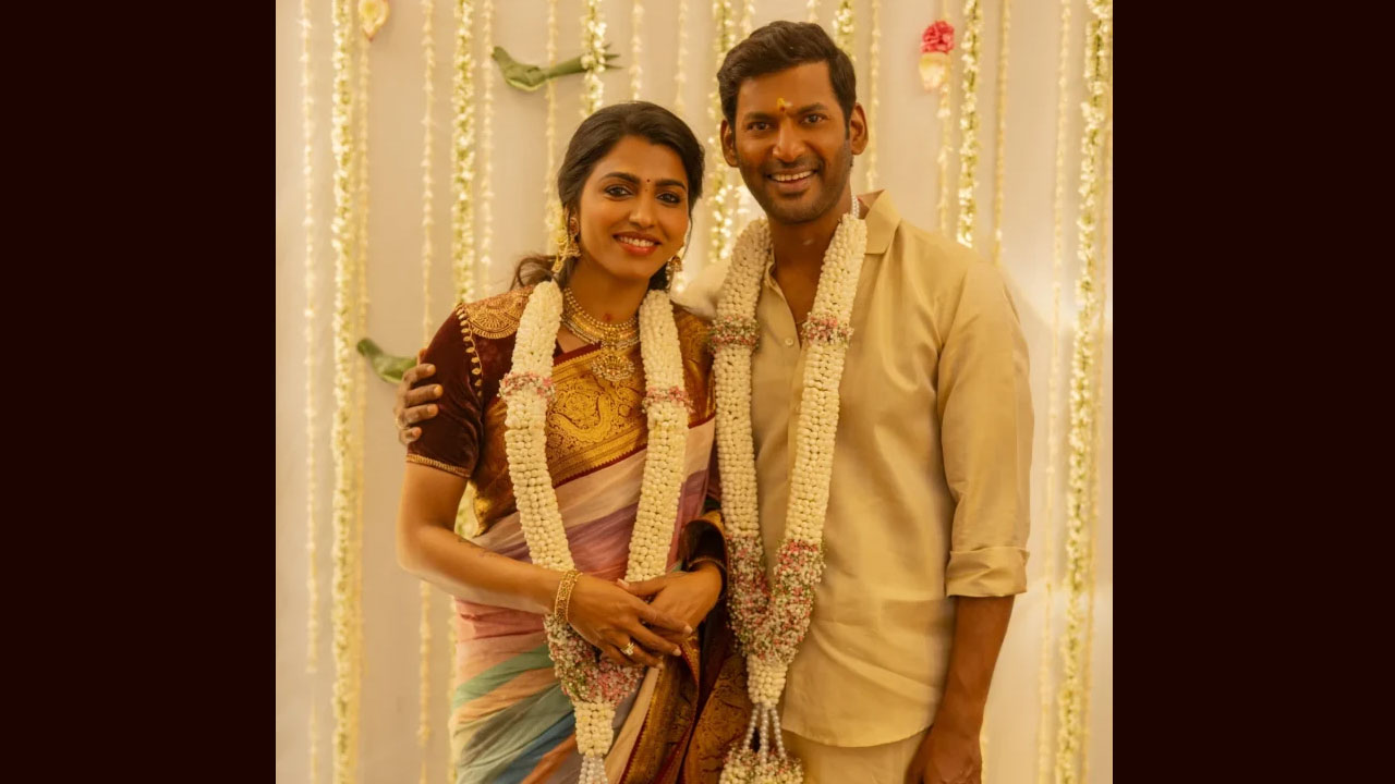 Vishal Engaged To Sai Dhans