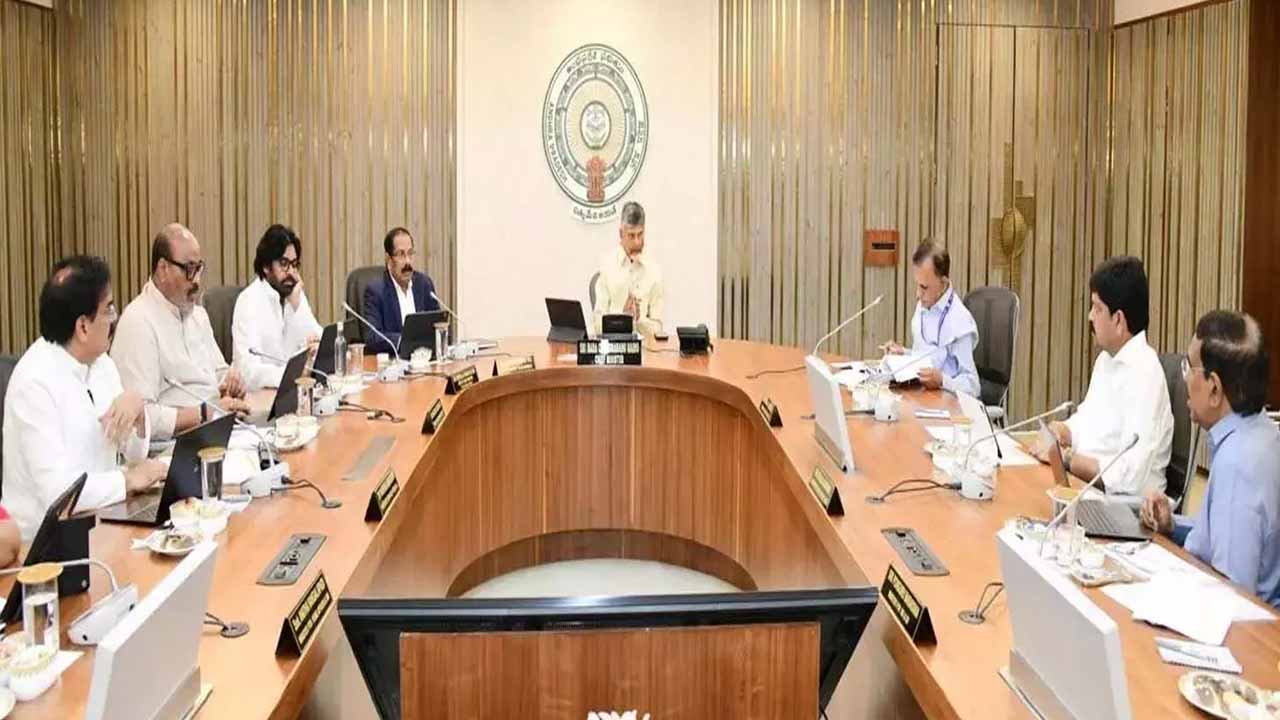 AP Cabinet approves Universal Health Policy..Free health services for all people