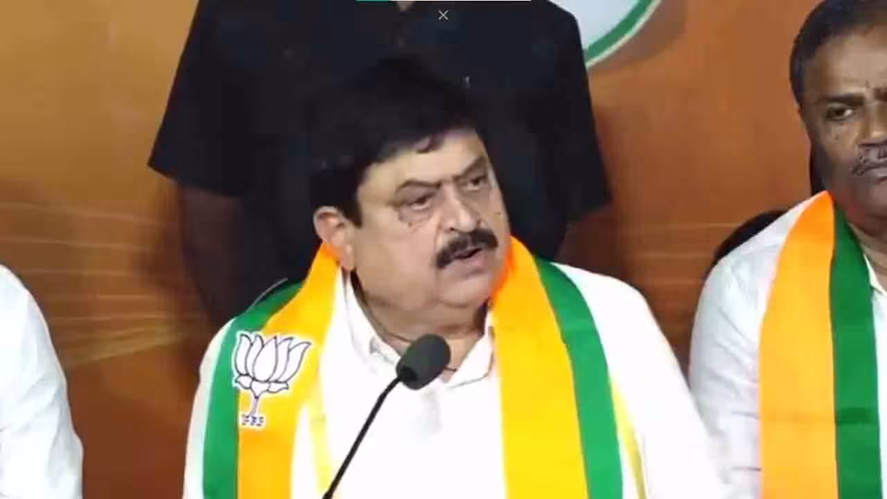 CM Revanth : రేవంత్ ఢిల్లీకి వెళ్లి రావడమే సరిపోతోంది – రామచందర్ కీలక వ్యాఖ్యలు Bjp Ramachandra