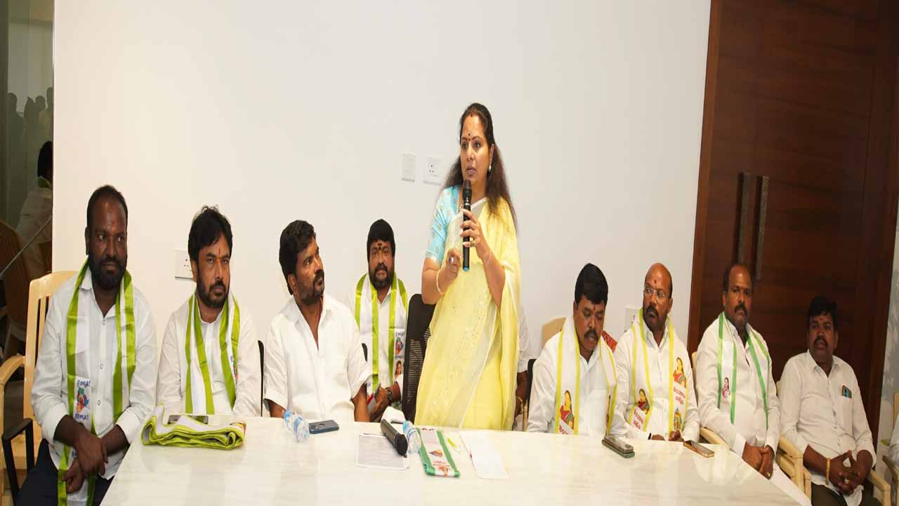 Strategic discussions to achieve 42% reservation for BCs: Telangana Jagruti President Kavitha