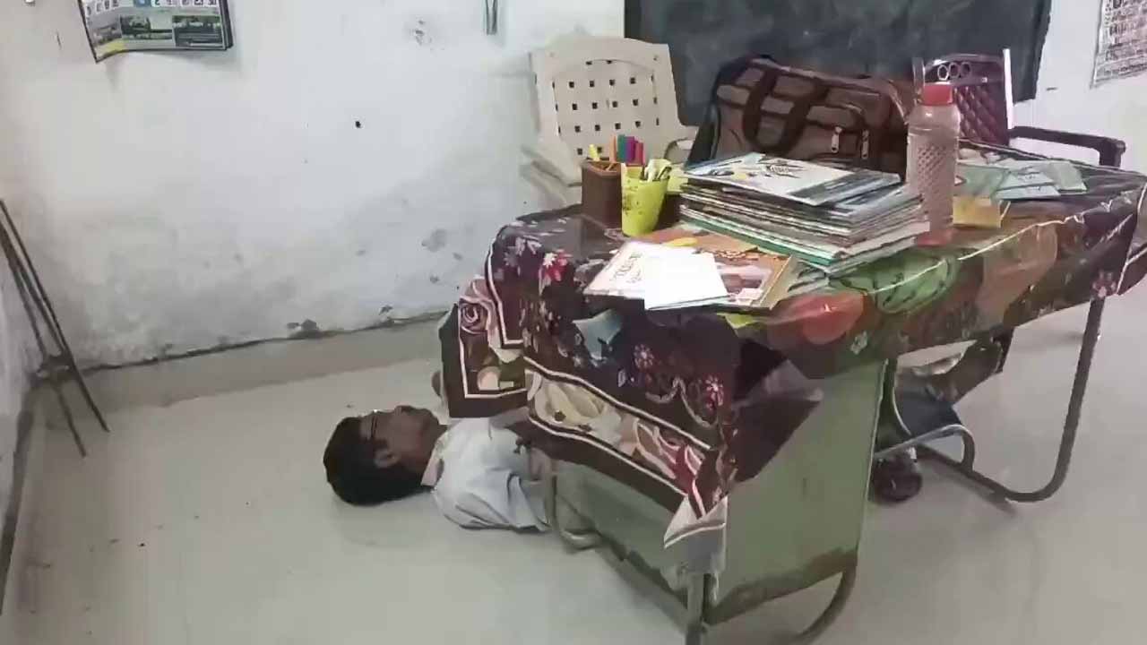 Teacher's speech at school...sleeping in the classroom under the influence of alcohol