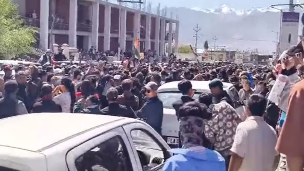 Protest In Leh