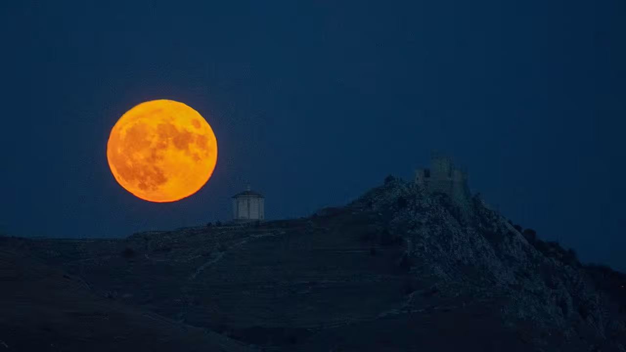 Super Moon